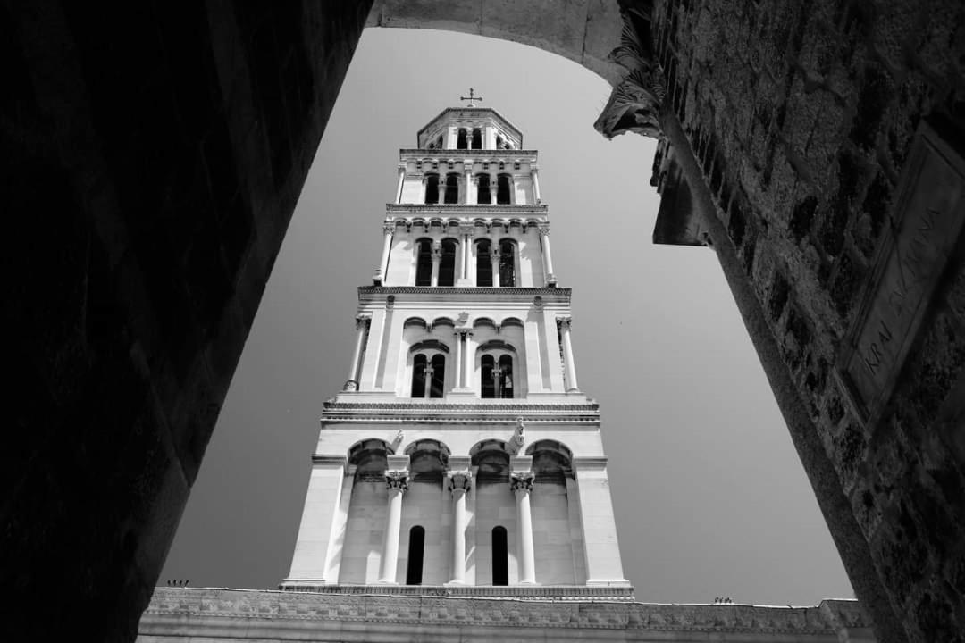 House "Anno 1881"-Center Of Split Apartment Bagian luar foto