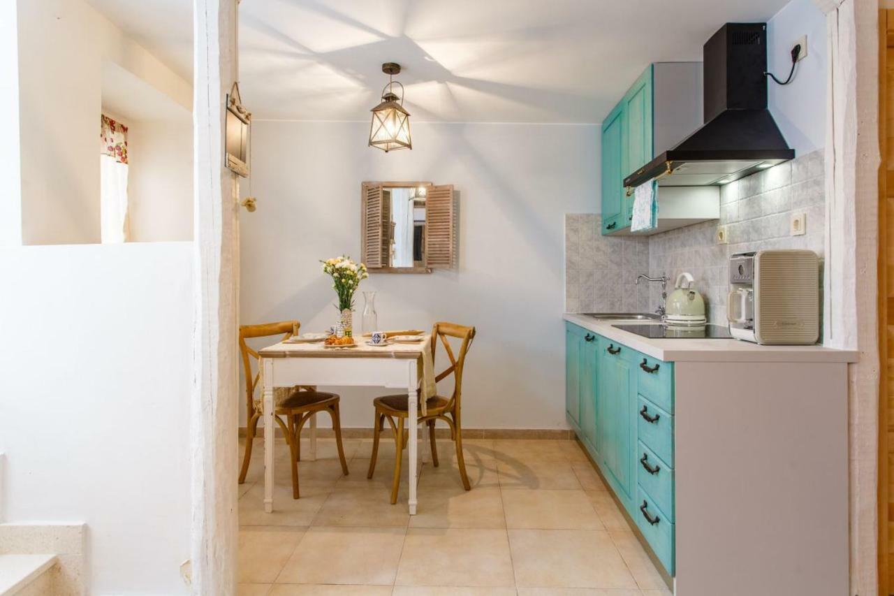 House "Anno 1881"-Center Of Split Apartment Bagian luar foto